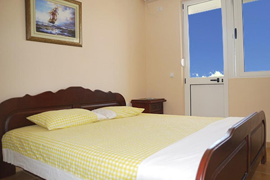 Di Vincenzo Inn Ulcinj Bilik gambar